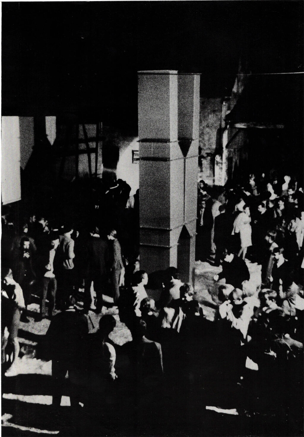 <p>MEHDI CHOUAKRI BERLIN · <em>Gallery Openings</em></p>
<p> </p>
<p class="p1">Installation View, <i>Dies alles, Herzchen, wird einmal dir gehören</i>, Galerie Dorothea Loehr, 1967</p>