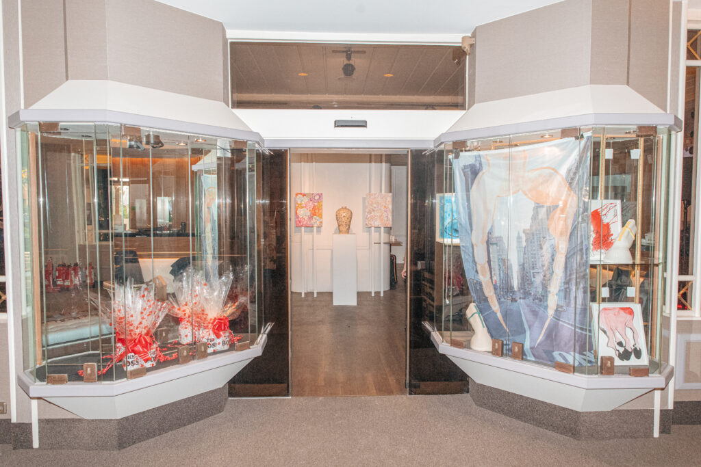 <p>Gallery Weekend Festival, 2023. Installation view at Studio Mondial. Photo: Silke Briel</p>