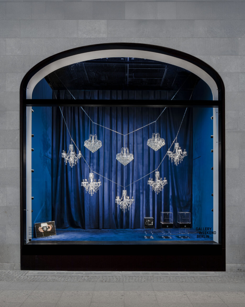 <p>KaDeWe x Gallery Weekend Berlin 2026</p>
<p>&nbsp;</p>
<p>Kayode Ojo Courtesy of Sweetwater © Ludger Paffrath</p>
