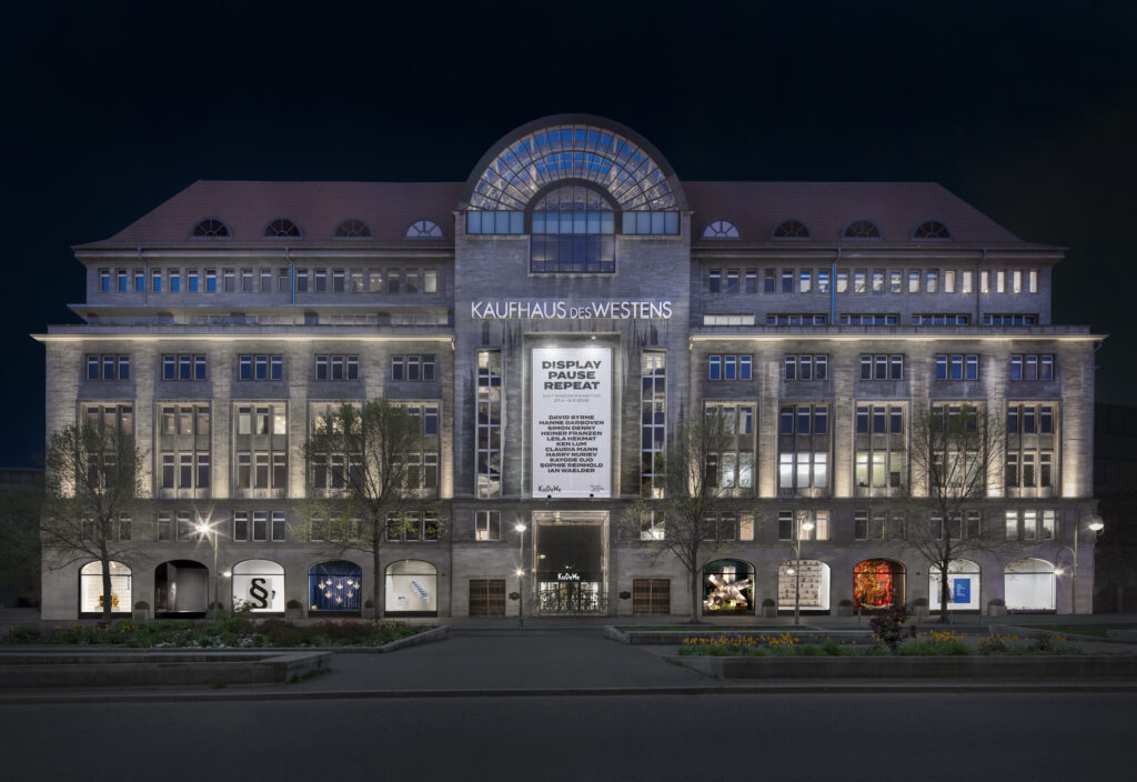 <p>KaDeWe Exhibition <em>Display, Pause, Repeat, </em>Gallery Weekend Berlin 2026 © Ludger Paffrath</p>
