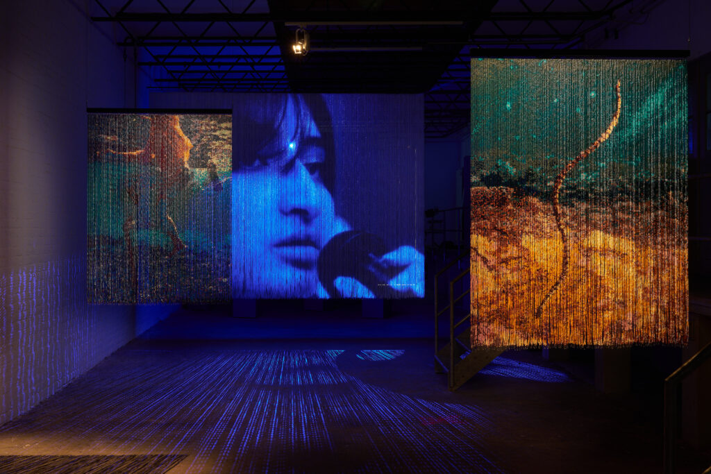 <dl>
<dd>
<dl>
<dt>
<p>CHERTLÜDDE</p>
<p>&nbsp;</p>
<p>
Stephanie Comilang <br />
Installation view of “Coordinates at Dawn”, Schirn Kunsthalle Frankfurt, Frankfurt am Main, 2025 – 2026<br />
© Schirn Kunsthalle Frankfurt<br />
Courtesy of ChertLüdde, Berlin and Stephanie Comilang, Berlin and Daniel Faria Gallery, Toronto<br />
Photo: Alwin Lay</p>
</dt>
</dl>
</dd>
<dt></dt>
<dd></dd>
<dd></dd>
</dl>
